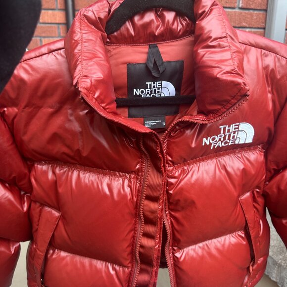 LIKE NEW North Face Red Puffer Jacket 700 Fill women’s XS Cropped - Picture 6 of 7